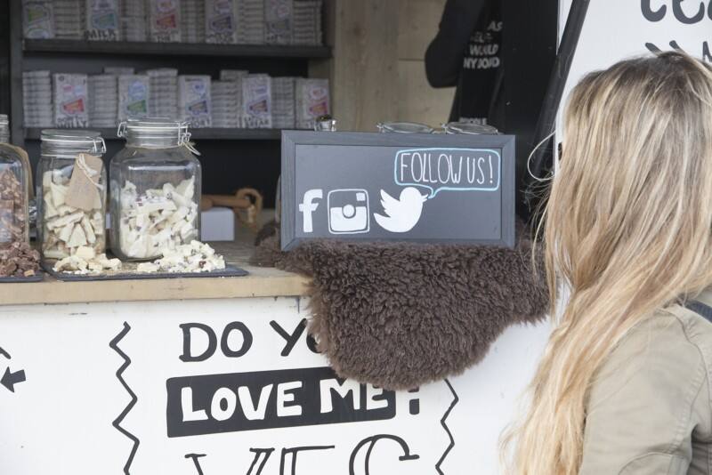 Securit Woody Chalkboard Wall Mounted 20 (W) x 1 (D) x 40 (H) cm Black