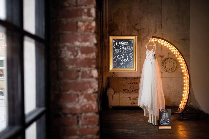 Securit GOLD Chalkboard Gold WBC-G-85 63 (W) x 5 (D) x 83.5 (H) cm